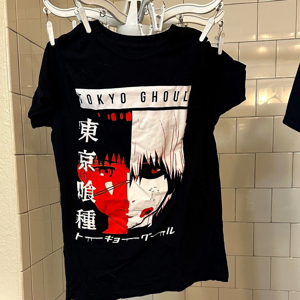 Black Kaneki Shirt and white Tokyo Ghoul panel character shirt bundle!